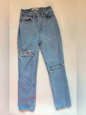 Abercrombie & Fitch 90’s Straight Ultra High Rise Size 25
